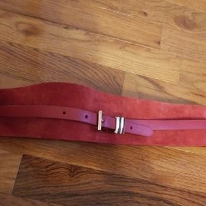 White house black market belt